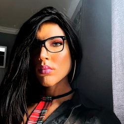 Fashionable Onlyfans Model Wendy