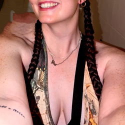 Age: 25, Gender: Female