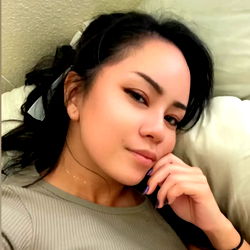 OnlyFans Luxanna: Resting in Comfort