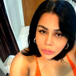 Asian bombshell photo