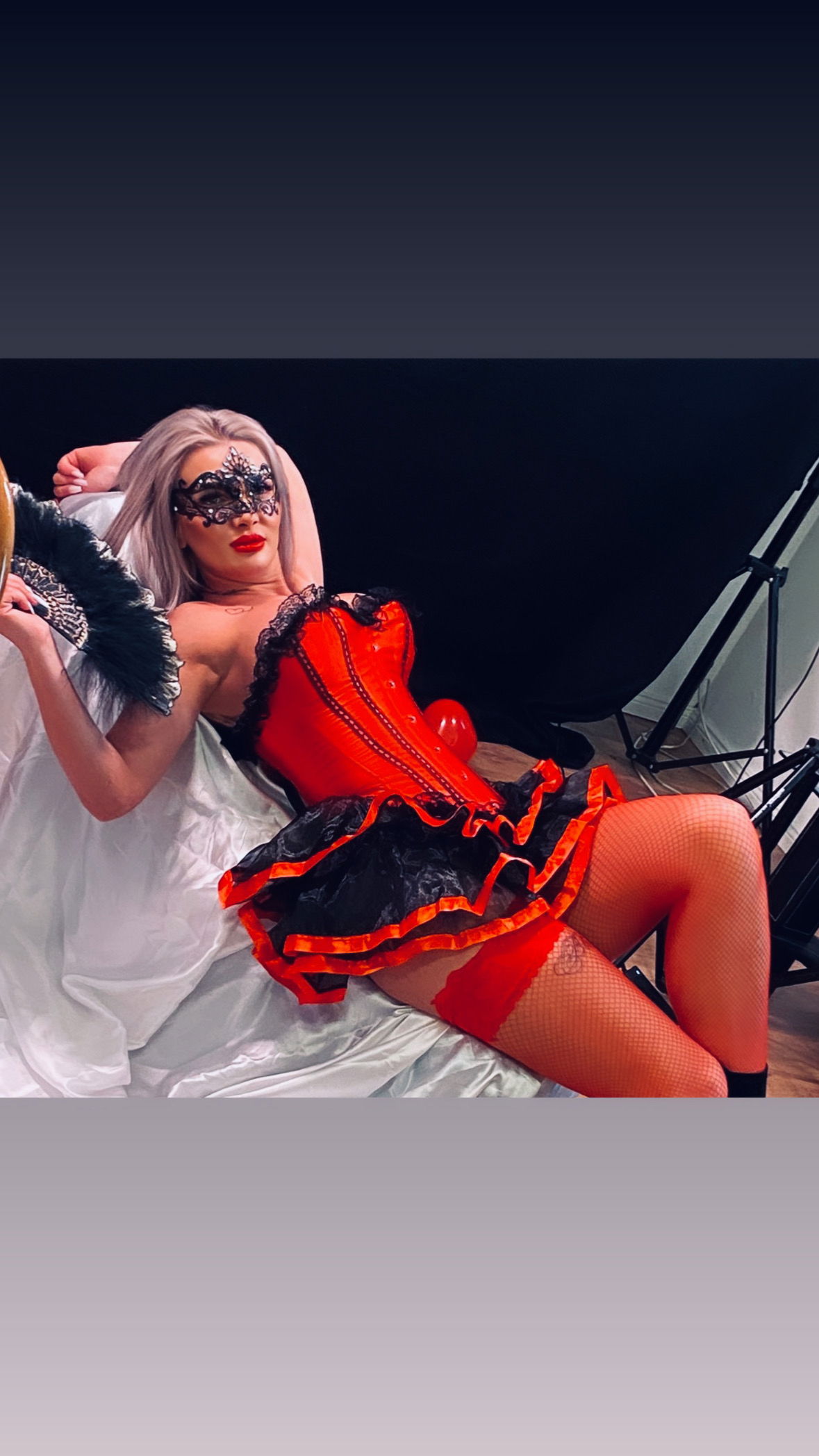 Isabella Deluxe photo