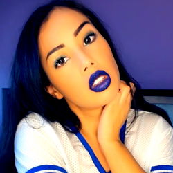 Female Onlyfans Model Angelina.Mariah06