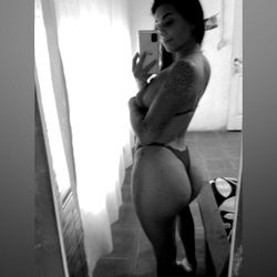 Adult content warning: This image contains explicit material.