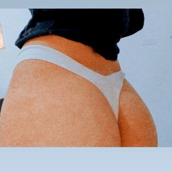 Aixa R, Argentine OnlyFans Model