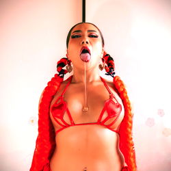 OnlyFans Model 🍑花原乃桃尻🍑