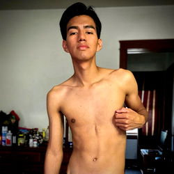 Shirtless OnlyFans Model Jey Mx from Chicago