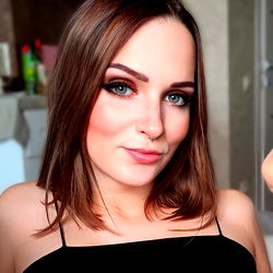 OnlyFans Model Adorable Alice, 18-25 Age