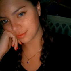 Bathsheba HaMelech Model Photo