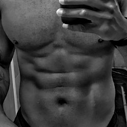 Fit Physique Showcased in Onlyfans Model's Photo