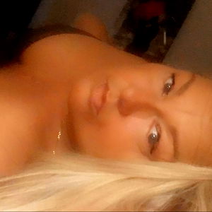 Around the Way Gurl photo