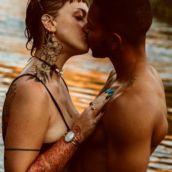 SoftHumans Model: Intimate Moment