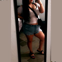 Model Selfie with Hello Kitty Decor