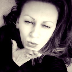 Angela Love VIP: A Model on the Rise