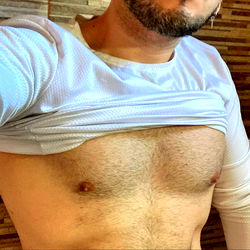 Tim Alpha straight photo