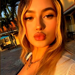 Vibrant Beach Vixen, Aria ☴