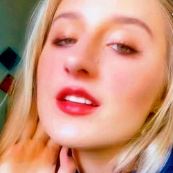 Octavia's Beauty Moment