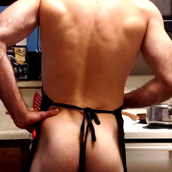 OnlyFans Model Mickey's Project in Cooking Studio