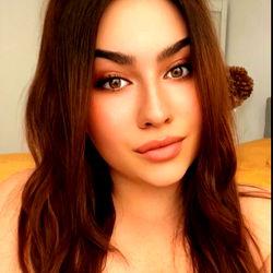 Arya Bliss - OnlyFans Model