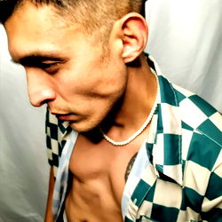 Fashionable Model Spirit