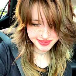 Chloe: A Model of Moonlight Altar and Liurnia of the Lakes