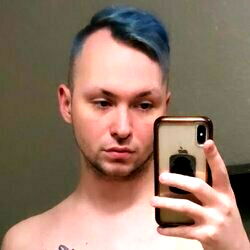 𝐌𝐨𝐧𝐫𝐨𝐞 photo