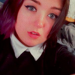 OnYx in a schoolgirl uniform