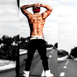 Adrian_Tapp_Official photo