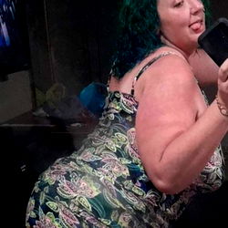 Juicey Jen's Exclusive OnlyFans Photos