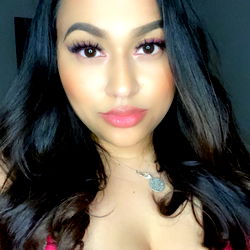 Sara, a Young and Beautiful Model Posing for OnlyFans