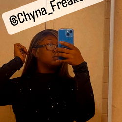 Freak Geek Mirror Selfie