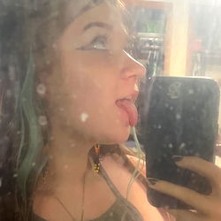 Model Rach in a Mirror