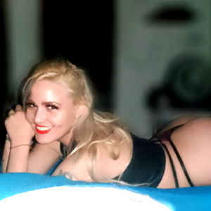 ๐น๐ธ๐๐๐ฉ๐๐๐๐ฃ๐ ๐๐ โ๐ ๐ค๐๐น photo