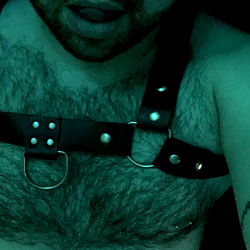 GlitterDaddy in Tight Leather Bondage Gear