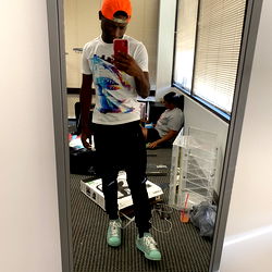 Zydeco Pooh's Casual, Colorful Style