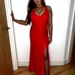 Sophia, a UK OnlyFans Model, Striking a Pose