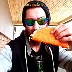 OnlyFans Model Enjoying Tacos