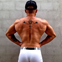 LUCAS MONTEIRO DE CARVALHO photo