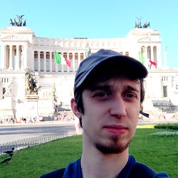 Edo125 in front of the Trevi Fountain, Rome