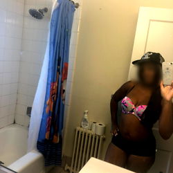 Quinn, a Model on OnlyFans