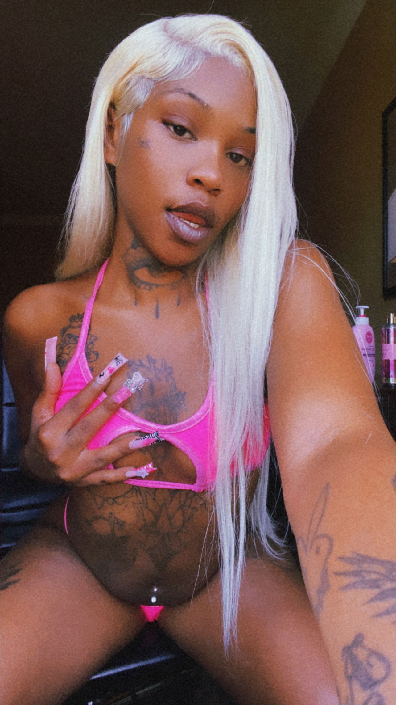 A Dose Of REALITY 💋 photo