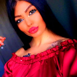 Andreea Bruneta on OnlyFans