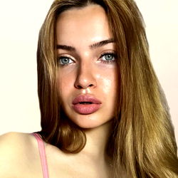 Ukrainian beauty Anne, 25 years old