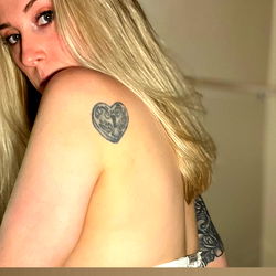 ❣️ SARAH BEER ❣️ photo