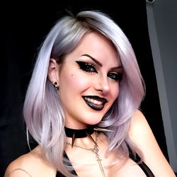 Spookykins in a gothic look