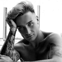 Tonino Kenner, OnlyFans Model