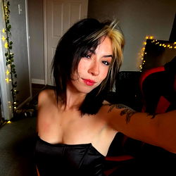 OnlyFans Model, Andy