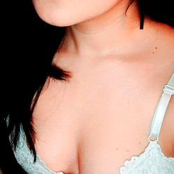 Alimitukiz - Gorgeous Female Model