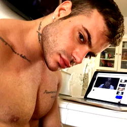 Victor's OnlyFans: Fitness and Style