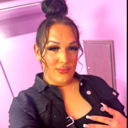 F E A C H E$ - Bay Area Model Photos