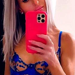 Ambitious Blonde Model, Onlyfans Exclusive